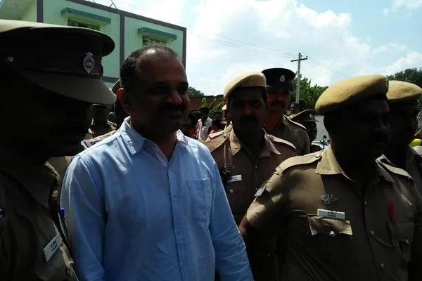 perarivaalan gets bail